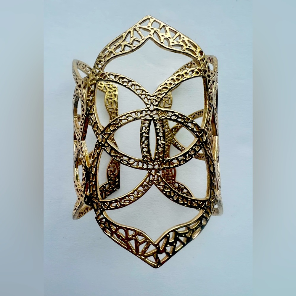Kendra Scott Cuff Bracelet In Gold tone statement